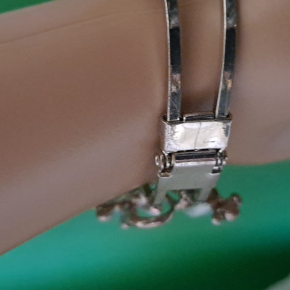 Bangle - Picture 3 of 3